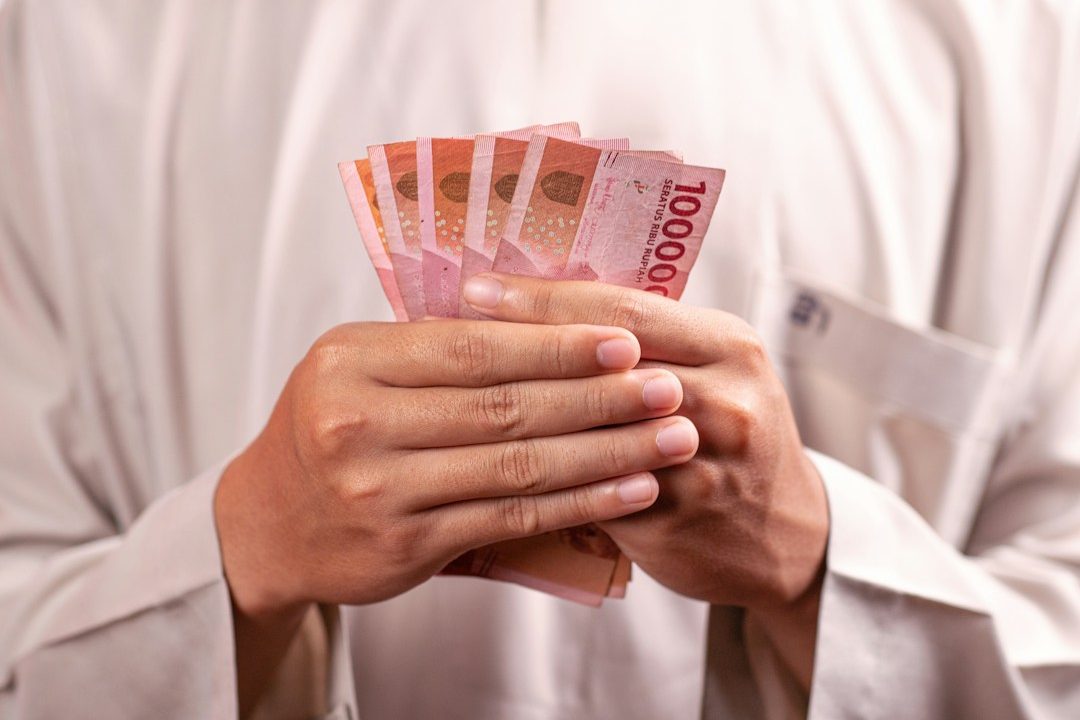 Ilustrasi uang rupiah dan stabilitas ekonomi